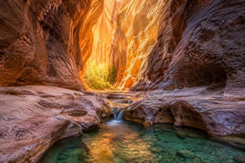 Arizona Canyon Country: 10-Day Canyoneering and Hiking Circuit