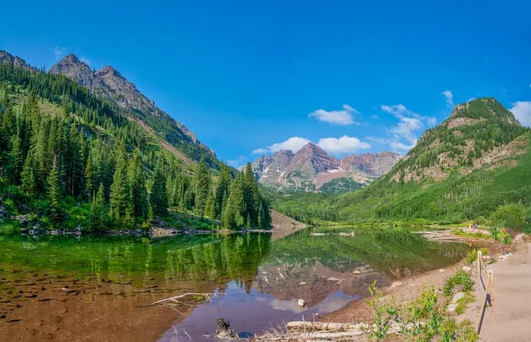 Maroon Bells Fall Colors, Weather and Shuttle Guide