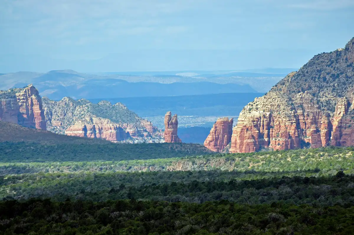 Sedona · red-rock country and the Scenic Byway The red rock formations of Sedona, Arizona