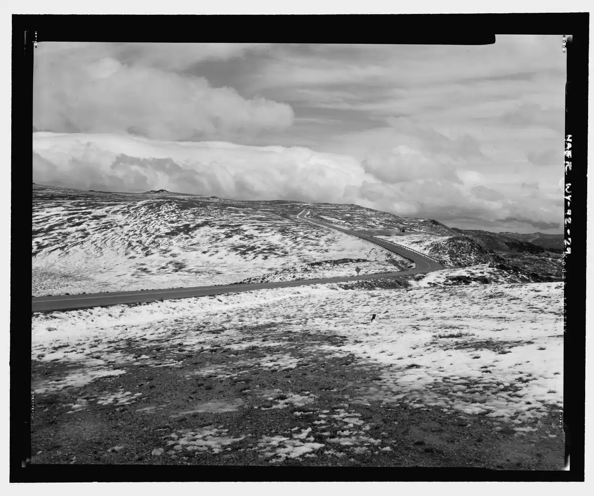 Beartooth Plateau · alpine tundra & lakes