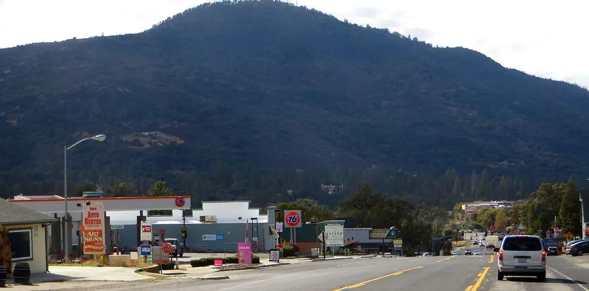 Stay near Oakhurst