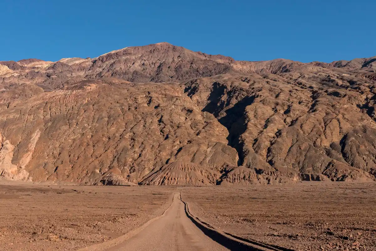 The Best Easy Hikes in Death Valley for First-Time Visitors