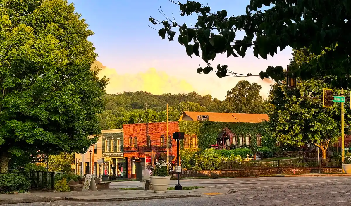 Overnight in Clayton, GA