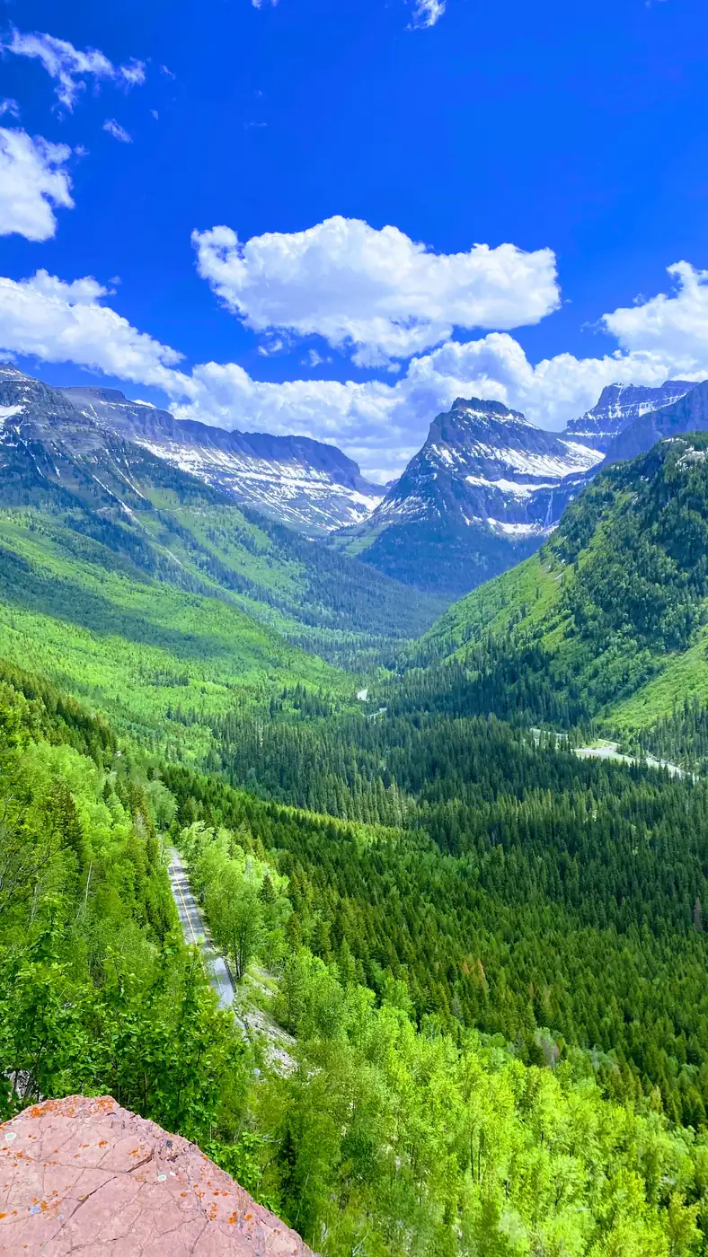 The McDonald Creek valley seen from the Going-to-the-Sun Road, Glacier National Park