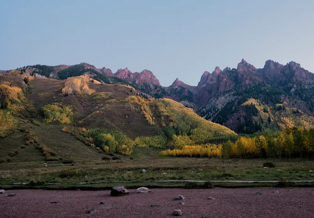 Sunrise at Maroon Lake