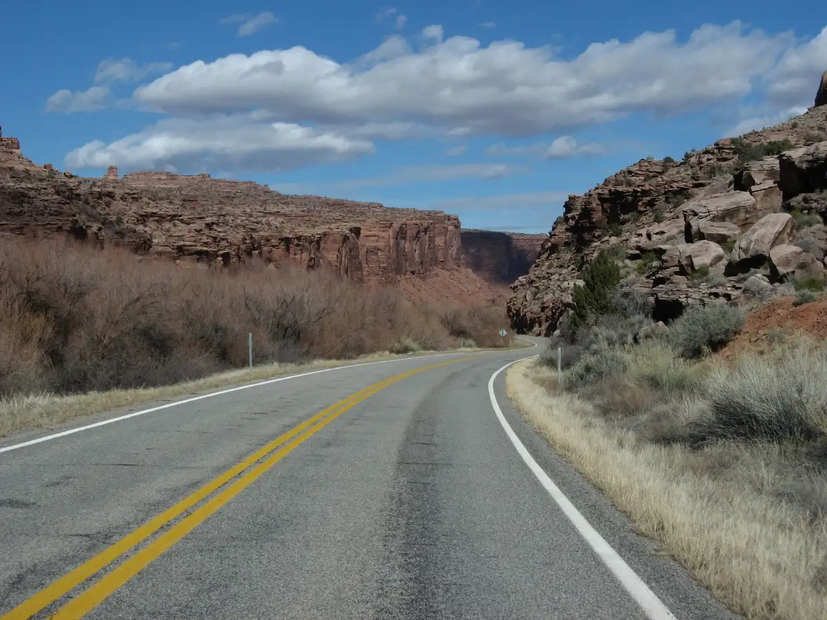 Colorado River scenic byway (Hwy 128)