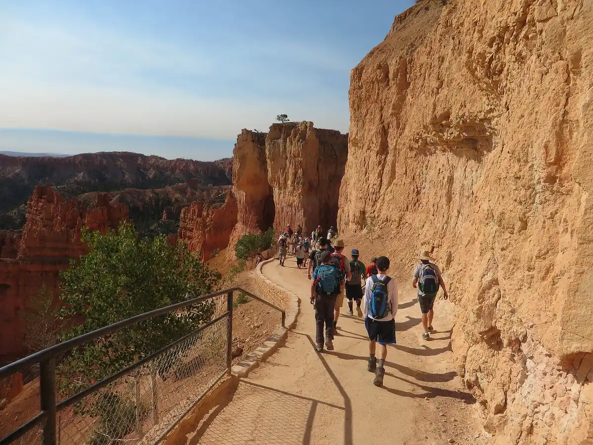 Queens Garden & Navajo Loop