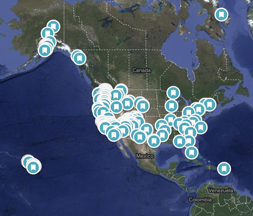 Map of hundreds of hand-picked hiking, kayaking, and camping spots across the US
