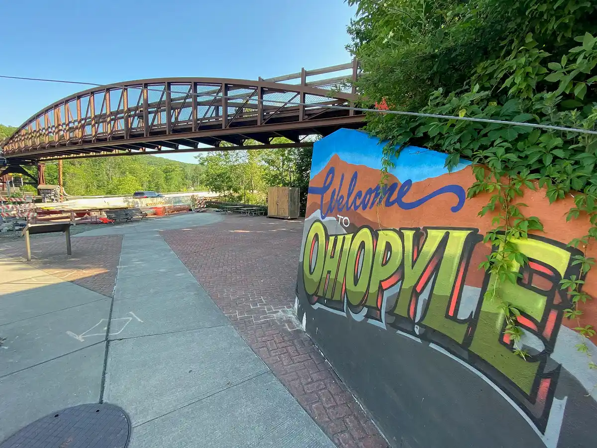 Drive south to Ohiopyle