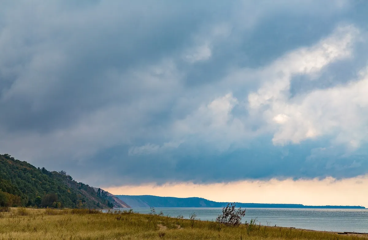 Finish & shuttle from Grand Marais