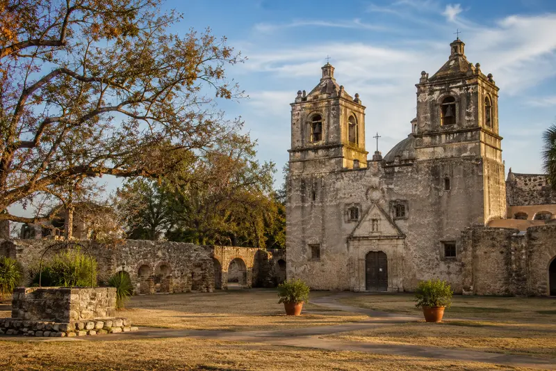 Mission Concepcion · original frescoes inside