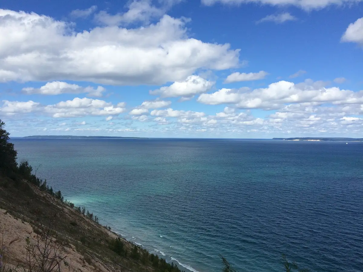 Pyramid Point · the classic bluff view