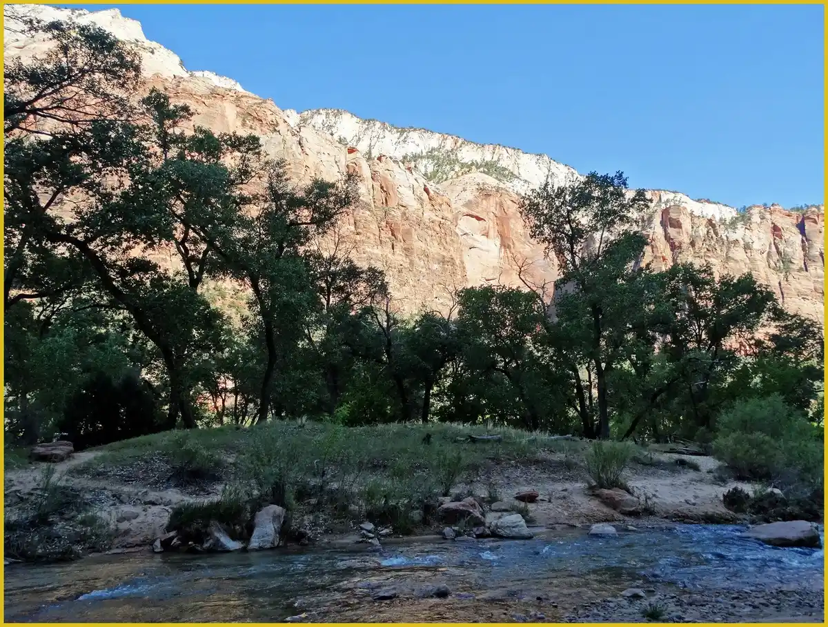 Emerald Pools Trail