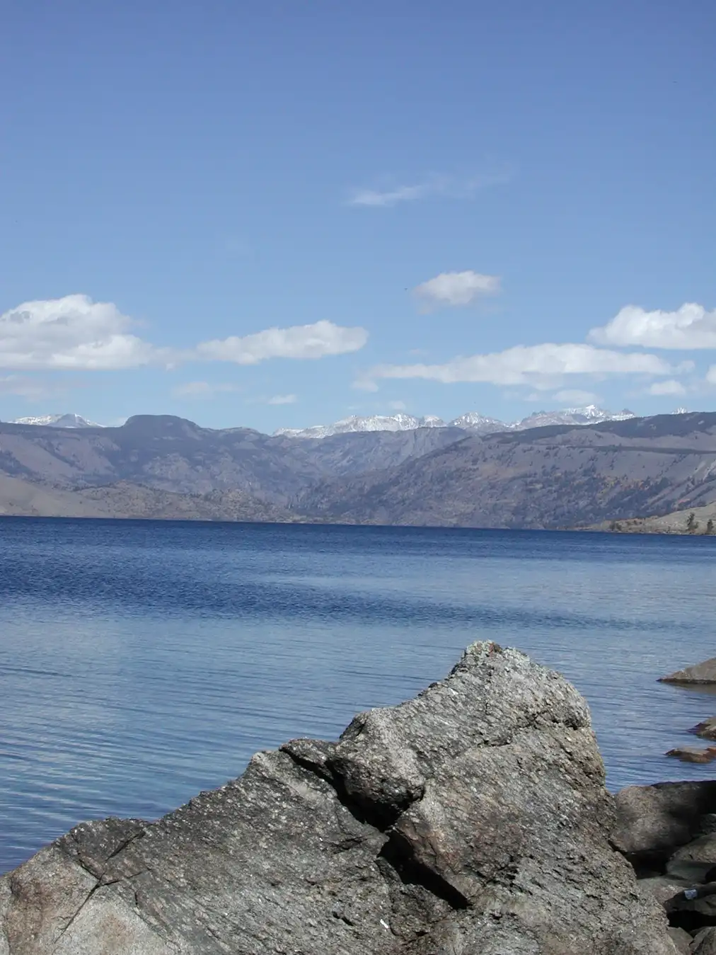 Fremont Lake near Pinedale on the drive to the trailhead