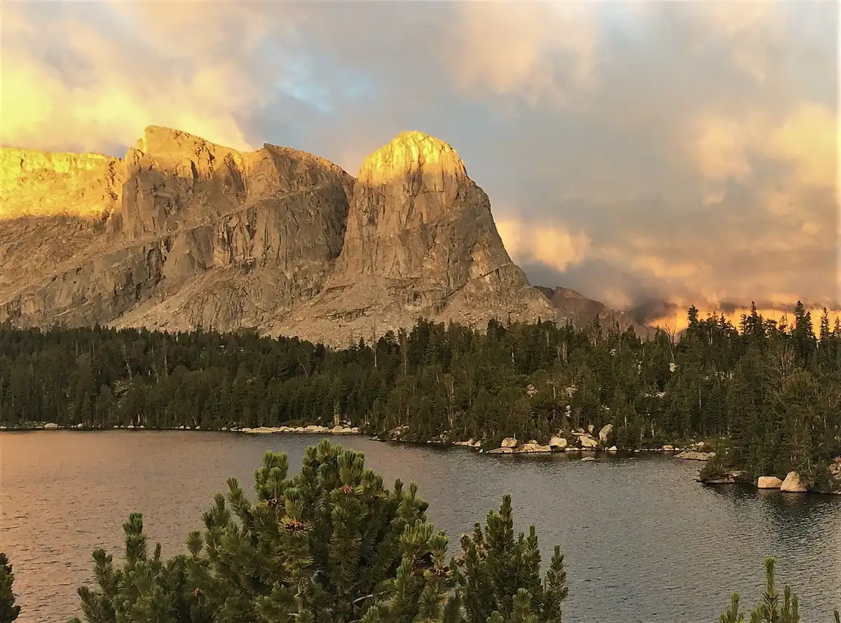 Best Time to Hike the Wind River Range